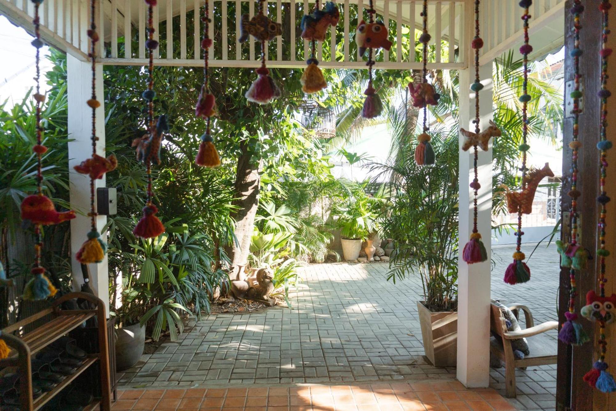 Baan Ragang : Cozy Entire House In Old Chiang Mai Villa Exterior foto